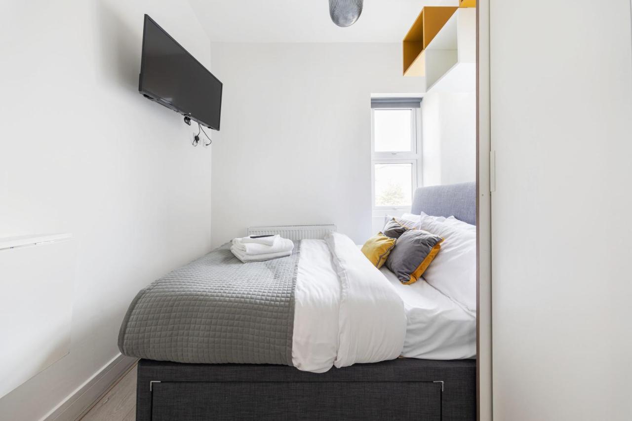 Functional Budget Stay With Wi-Fi And Laundry Facilities Near Tube Station London Ngoại thất bức ảnh